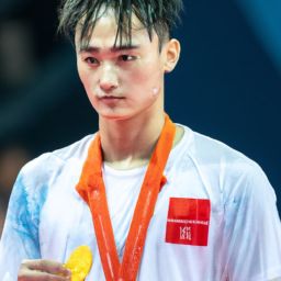 <strong>美容</strong>護(hù)膚五行屬什么？探尋<strong>美容</strong>護(hù)膚產(chǎn)業(yè)中的五行元素！